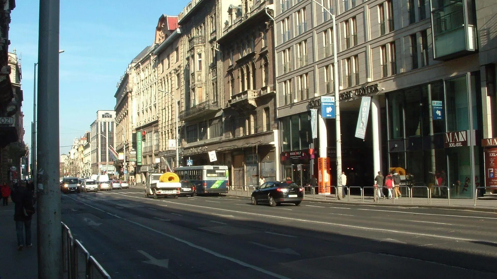Ace Apartments & Hostel Budapeste Hotel